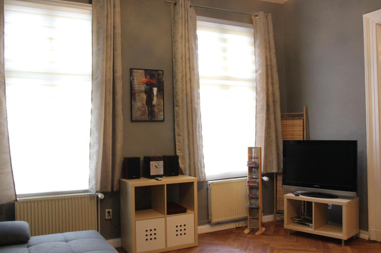 Ferienwohnung Zum Eifgental ヴェルメルスキルヒェ エクステリア 写真