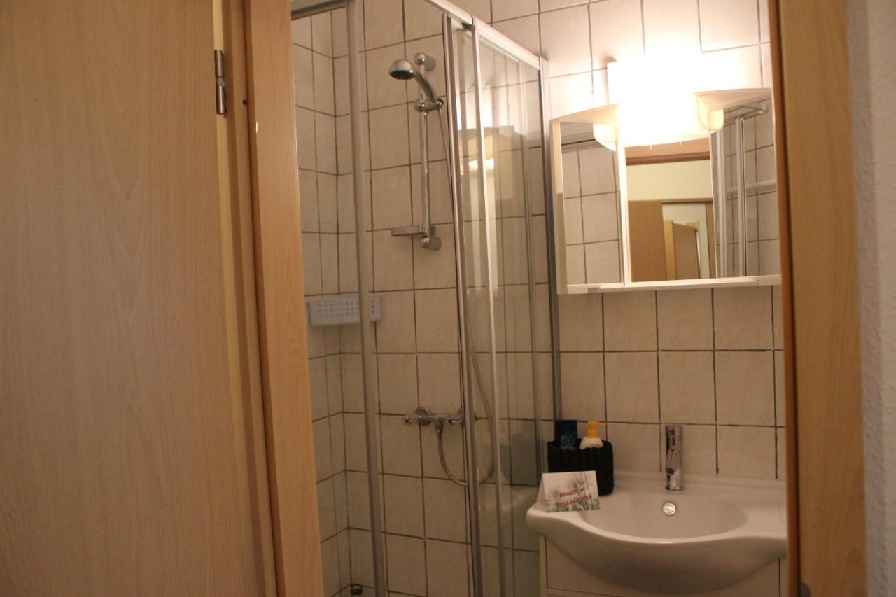 Ferienwohnung Zum Eifgental ヴェルメルスキルヒェ エクステリア 写真