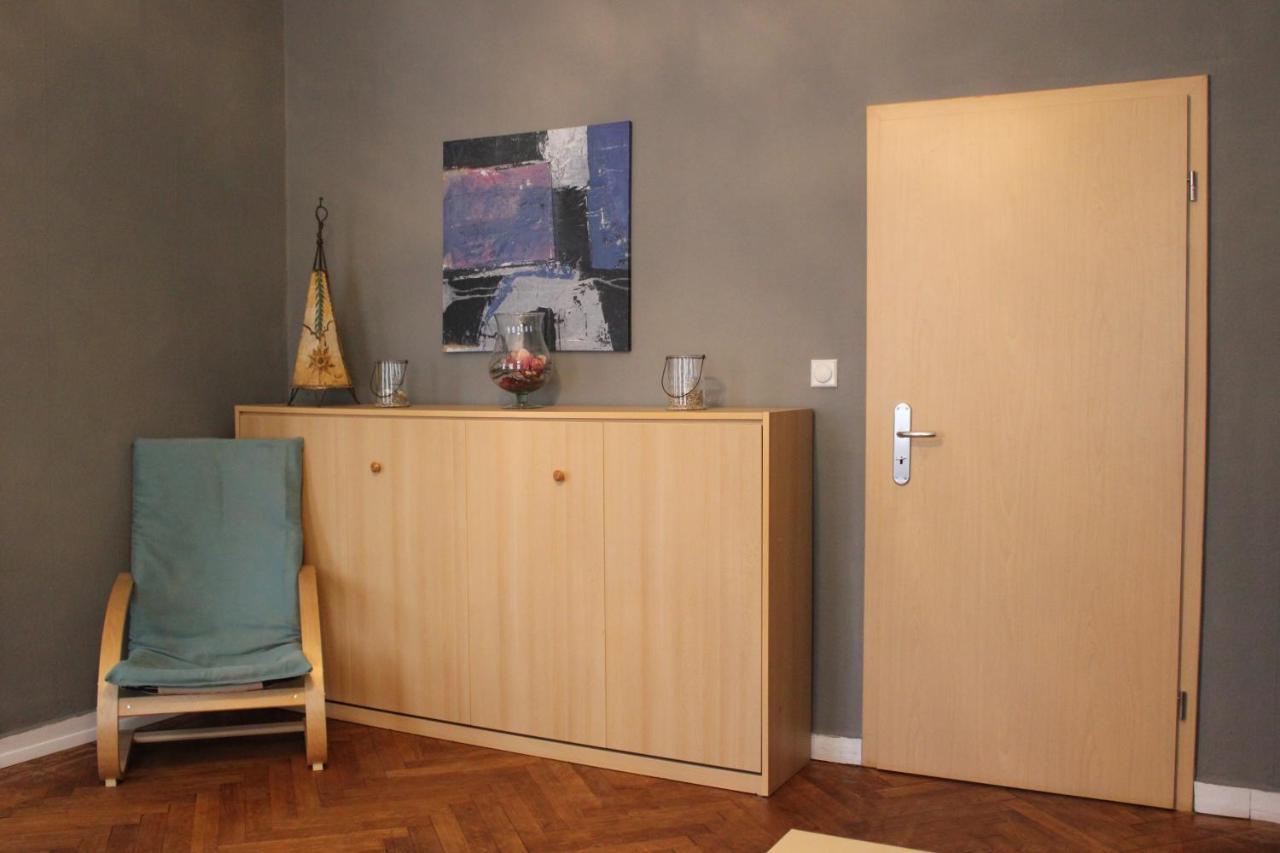 Ferienwohnung Zum Eifgental ヴェルメルスキルヒェ エクステリア 写真