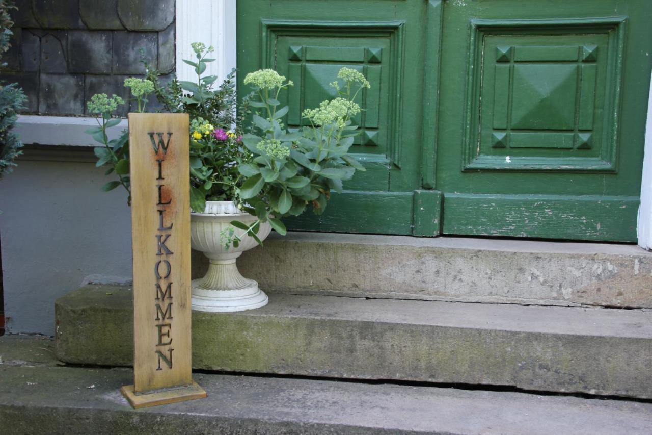 Ferienwohnung Zum Eifgental ヴェルメルスキルヒェ エクステリア 写真