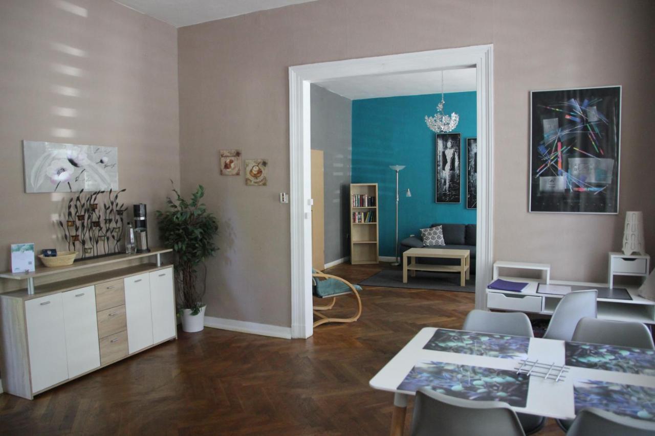 Ferienwohnung Zum Eifgental ヴェルメルスキルヒェ エクステリア 写真